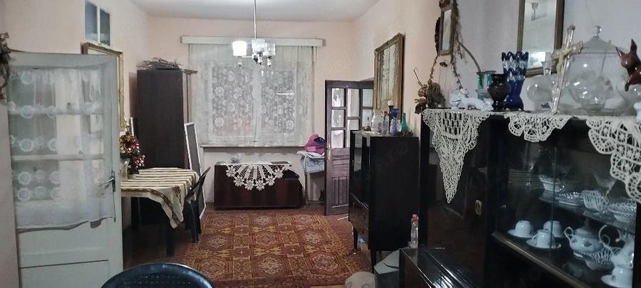 Casă cu 4 camere cu Teren 1507 Mp în Dudeștii Vechi