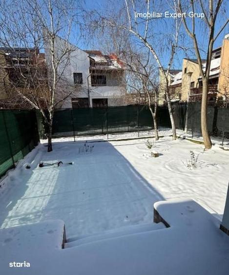 Casă cu 5 camere cu Teren 250 Mp în Herăstrău