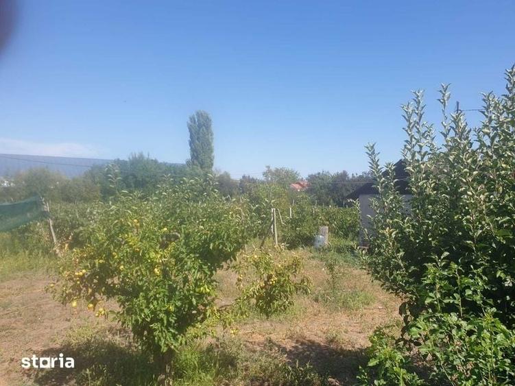 Teren de 3000 mp, în Fundeni