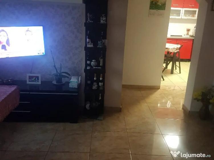 Casă cu 1 camere în Bărcănești