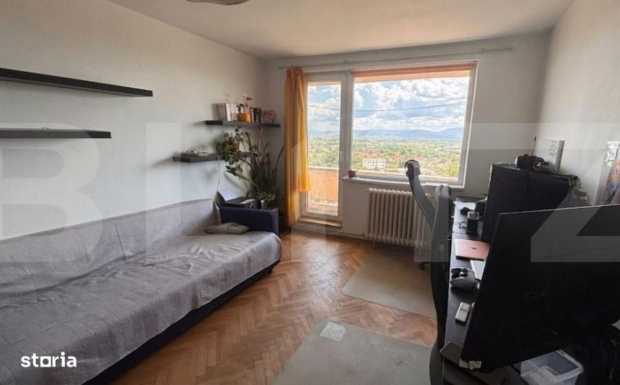 Apartament cu 2 camere semidecomandat în Simeria