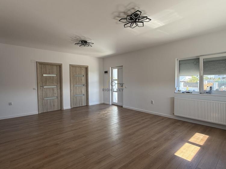 Casă individuală cu 6 camere cu Teren 500 Mp în Ciorogârla