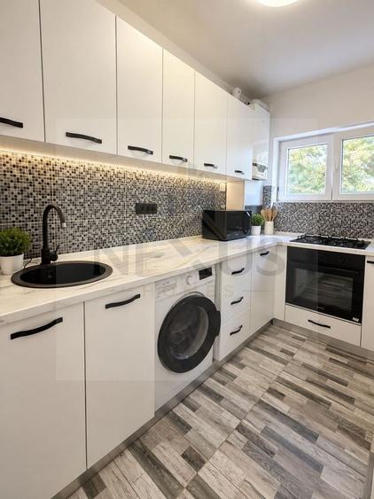Apartament cu 2 camere semidecomandat, mobilat în Giurgiului