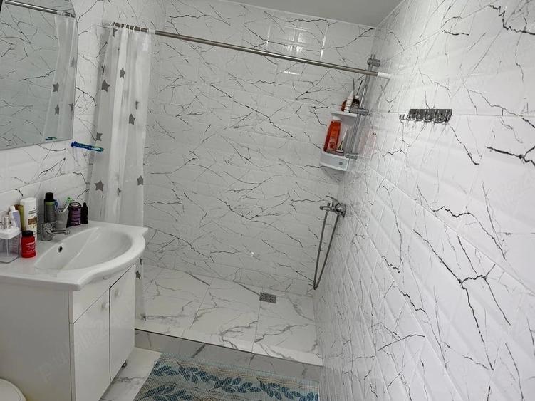 Casă cu 3 camere cu Teren 150 Mp în Exterior Vest
