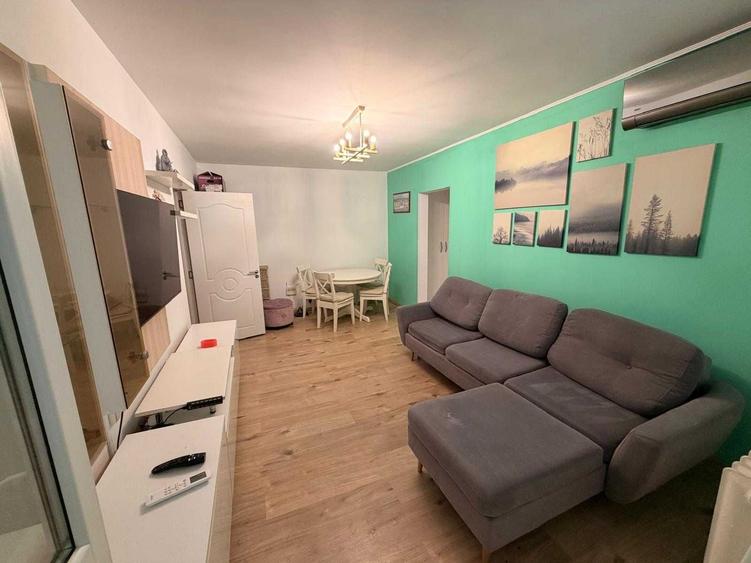 Apartament cu 2 camere semidecomandat în Alexandru Obregia
