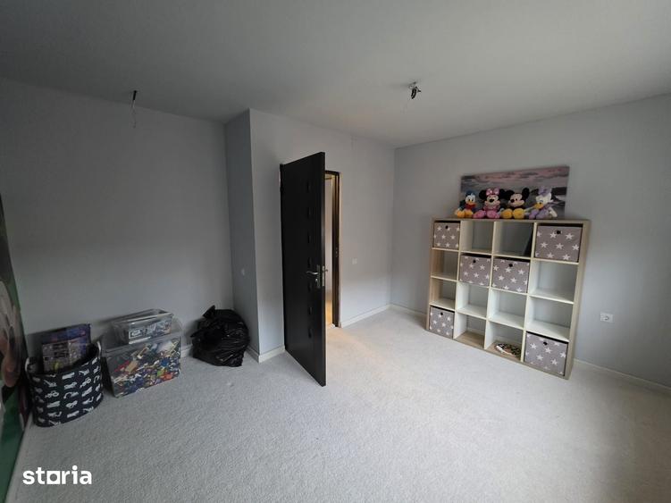 Casă cu 4 camere cu Teren 420 Mp în Central