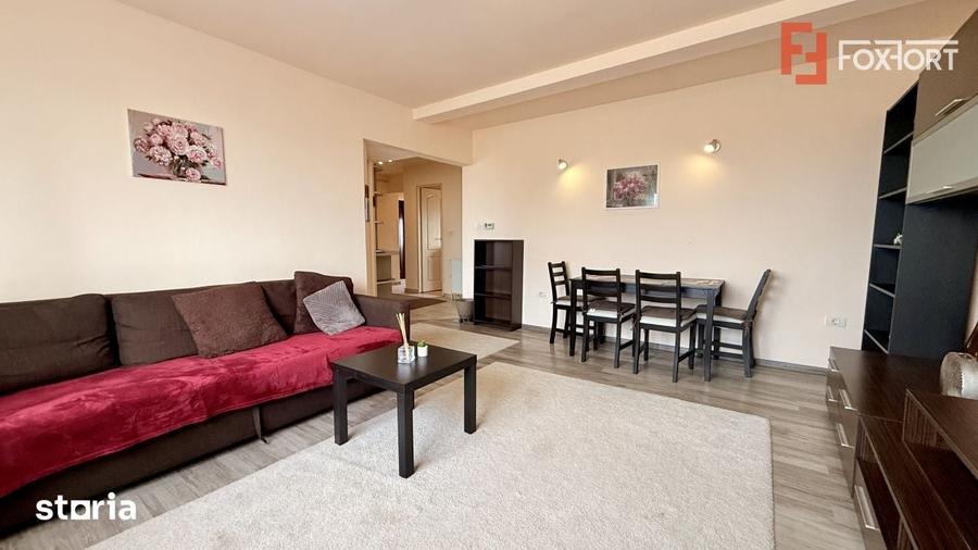 Apartament cu 3 camere semidecomandat în Ghiroda