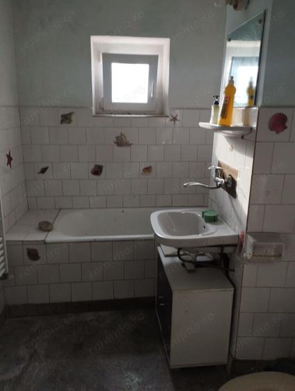 Apartament 3 camere decomandat - 8