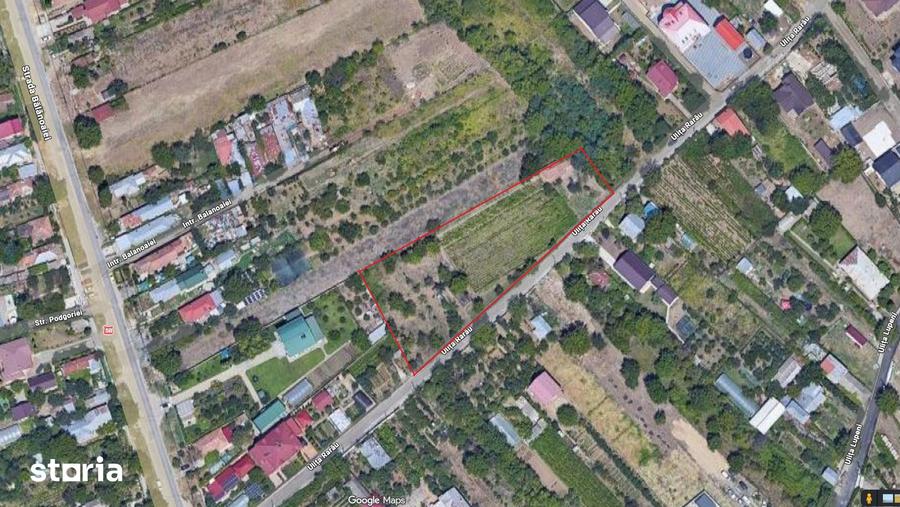 Teren de 4260 mp, în Central