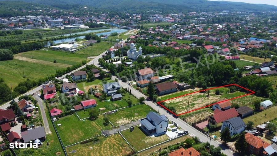 Teren de 1873 mp, în Central