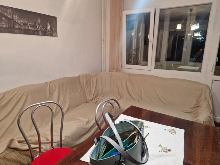 Apartament cu 2 camere semidecomandat în Medicină
