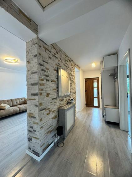 Duplex cu 3 camere cu Canalizare în Moșnița Veche