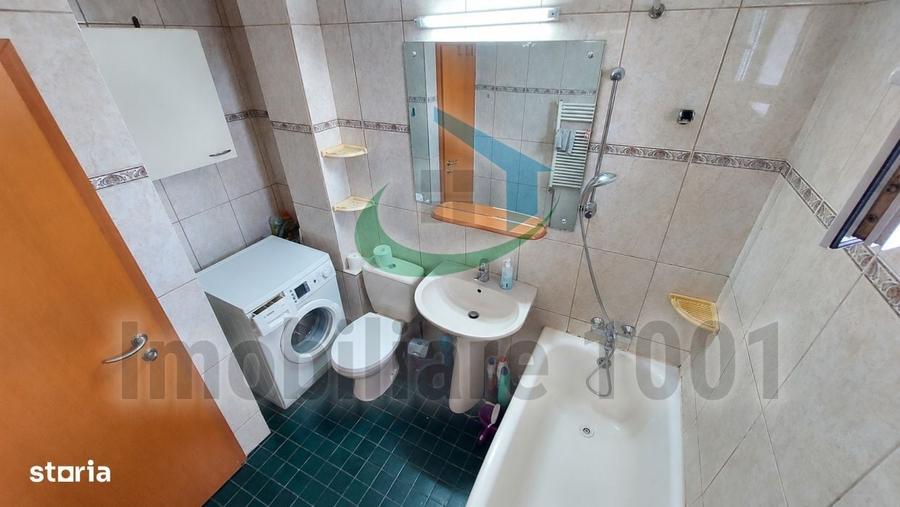 Apartament cu 3 camere decomandat în Ultracentral