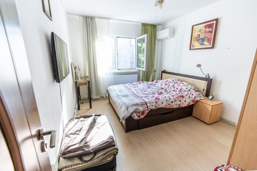 Apartament cu 3 camere semidecomandat în Mănăștur