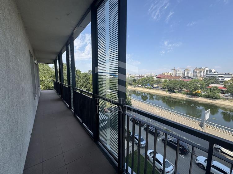Apartament cu 3 camere decomandat, mobilat în Mihai Bravu