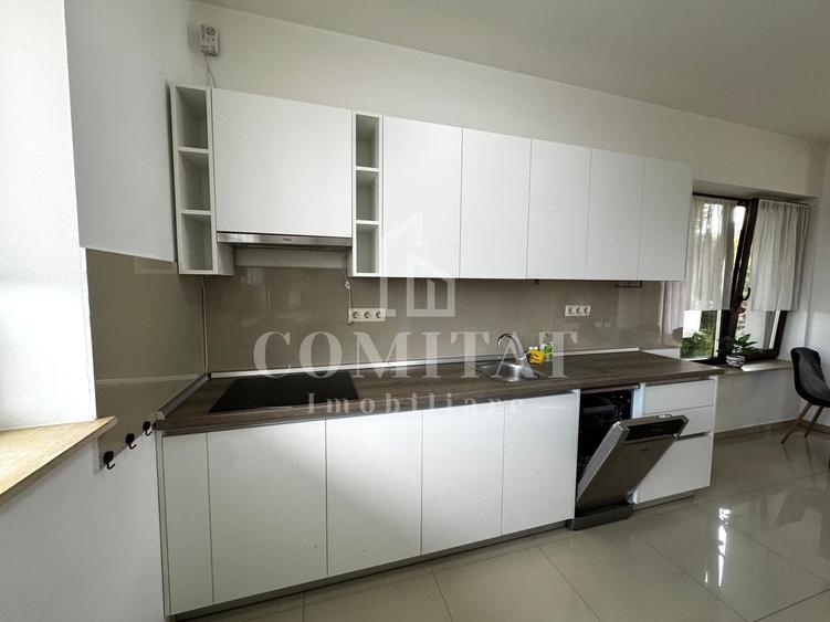 Duplex cu 4 camere cu Canalizare în Europa