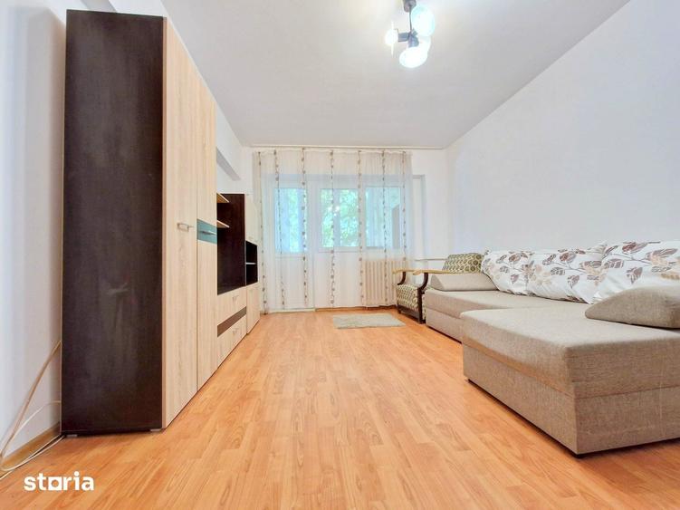 Apartament cu 3 camere decomandat în Gara de Nord