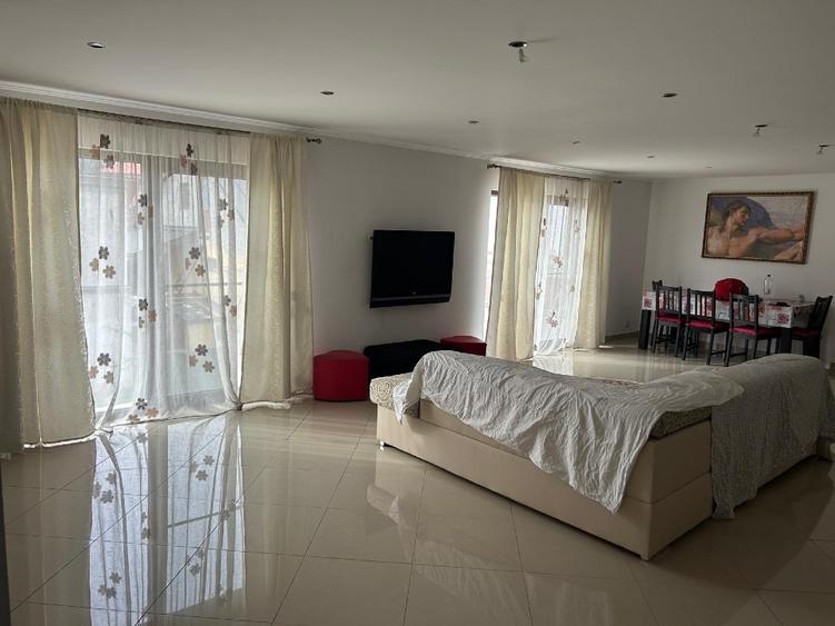 Apartament cu 2 camere decomandat, mobilat în Ultracentral