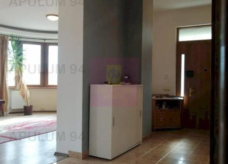 Casă cu 6 camere cu Teren 400 Mp în Ghencea