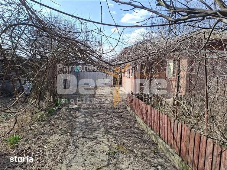 Teren de 1257 mp, în Brazi