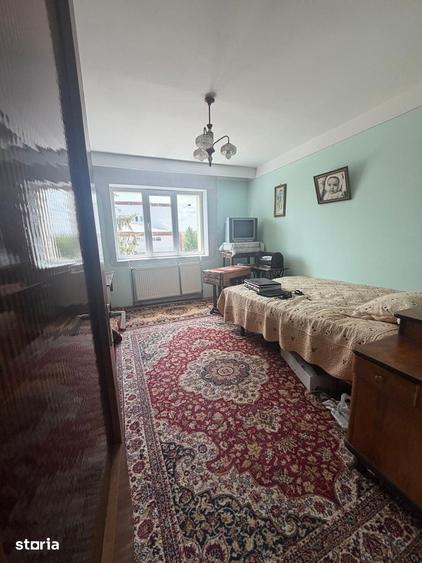 Apartament cu 3 camere decomandat în Nicolae Bălcescu