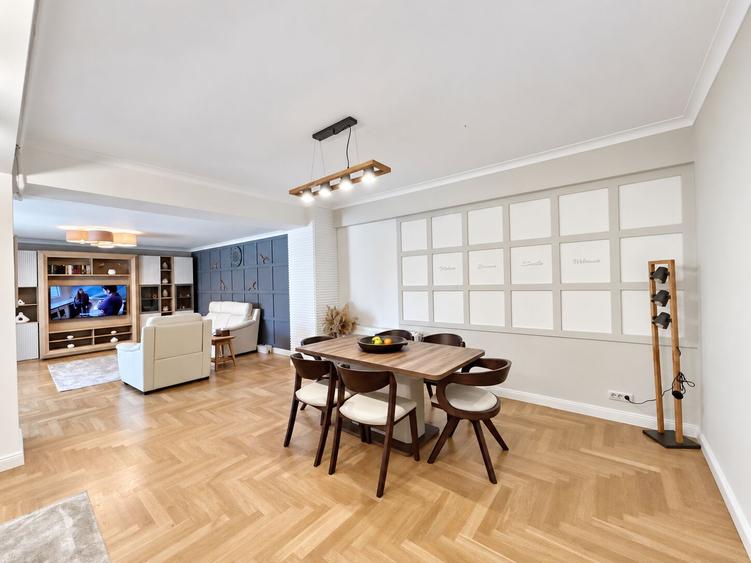 Apartament cu 3 camere în Băneasa