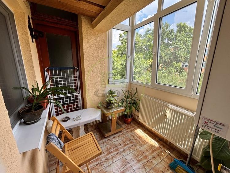 Apartament cu 3 camere decomandat, mobilat în George Enescu