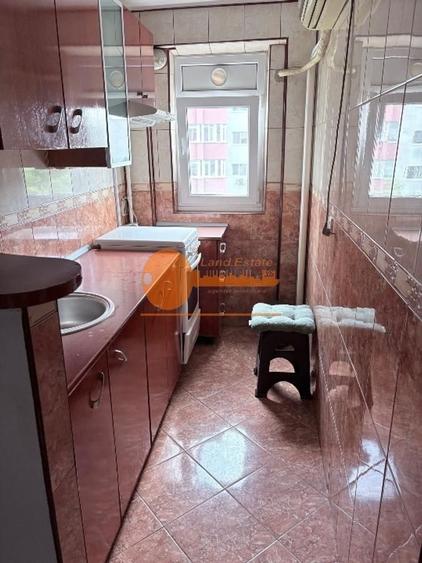 Apartament cu 2 camere decomandat, mobilat în Sebastian