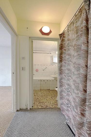 Apartament cu 3 camere decomandat în Griviței
