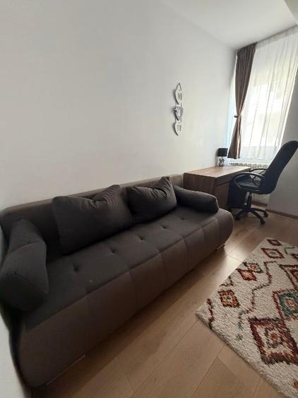 Apartament cu 3 camere semidecomandat, mobilat în Miroslava