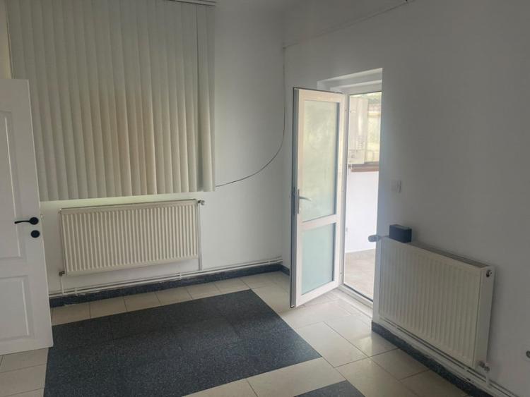 Spa?iu comercial de inchiriat, 160 mp, zona Calea Bucure? - 3