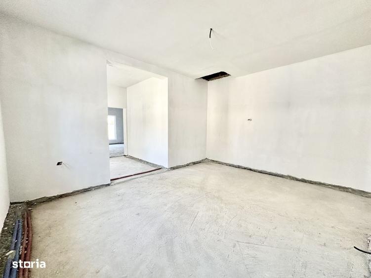 Casă cu 3 camere în Moșnița Nouă
