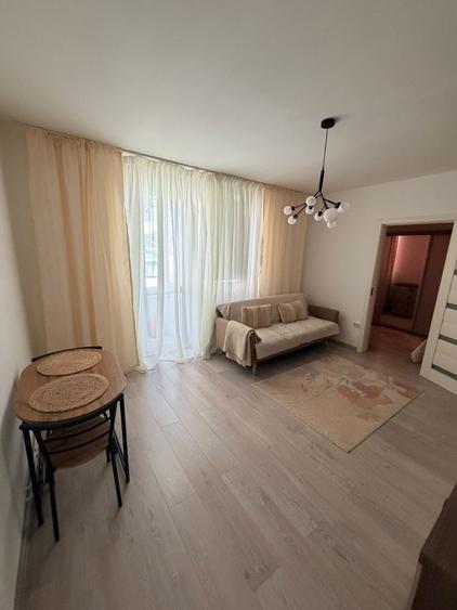 Inchiriez apartament cu 2 camere - 2