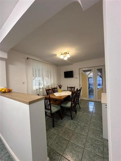 Casă cu 3 camere cu Teren 515 Mp în Est