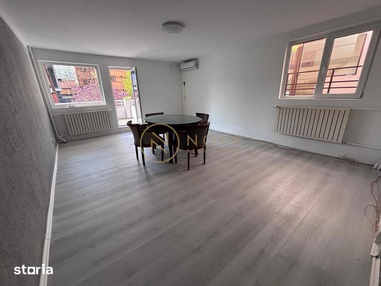 Casă cu 7 camere cu Teren 204 Mp în Grivița