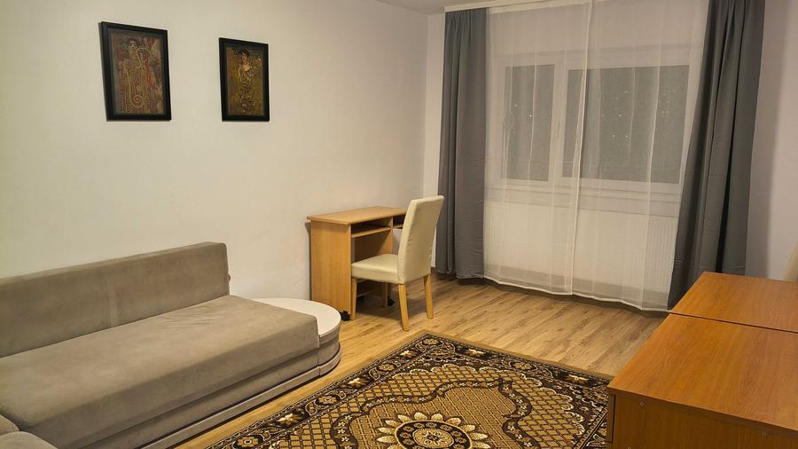 Apartament cu 2 camere decomandat în Sud