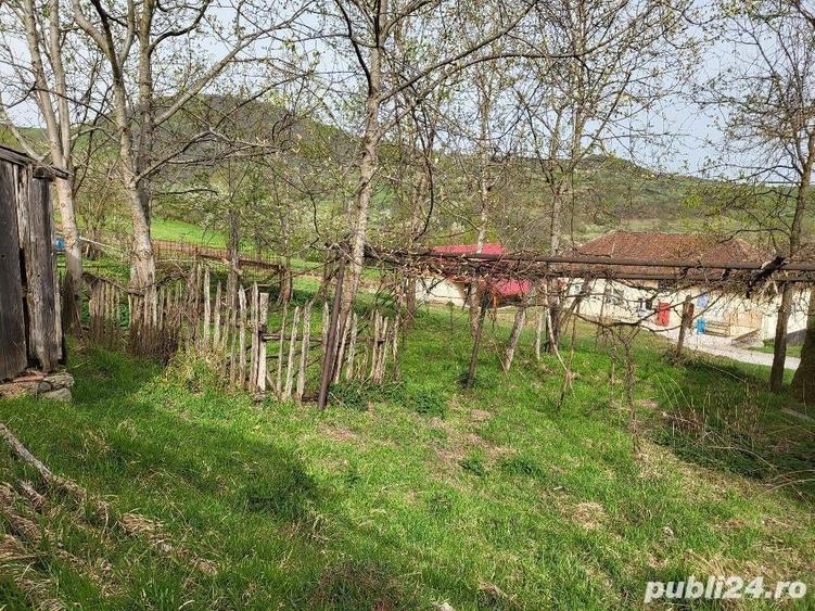 Casă cu 4 camere cu Teren 1000 Mp în Central