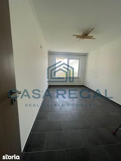 Casă cu 4 camere cu Teren 250 Mp în Central