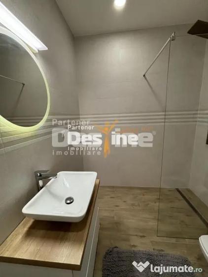 Apartament cu 2 camere decomandat, mobilat în Central