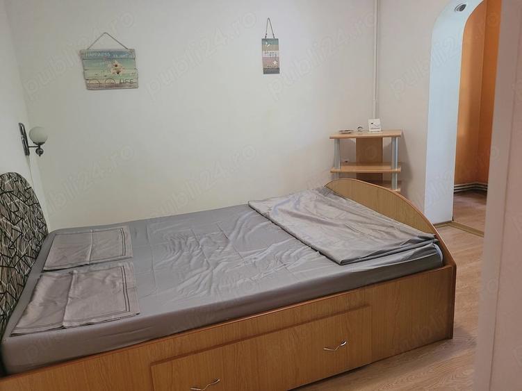 Garsonieră decomandată în Micro 21