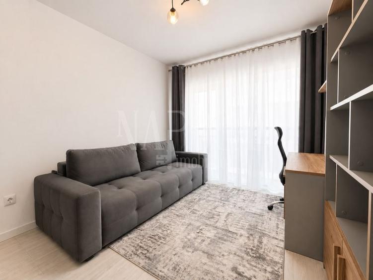 Apartament cu 3 camere semidecomandat, mobilat în Iris