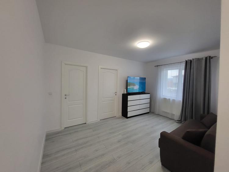 Apartament cu 2 camere semidecomandat, mobilat în Lunca Cetățuii