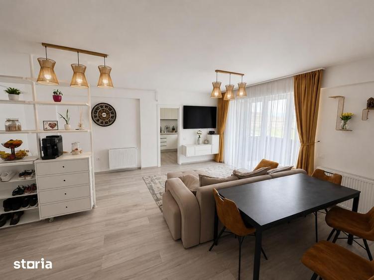 Apartament cu 3 camere, mobilat în Triaj