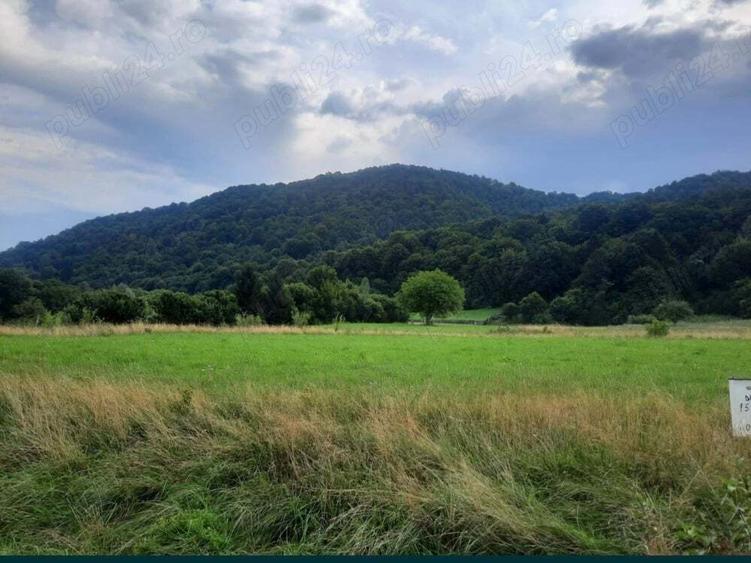 Teren de 1500 mp, în Glăjărie