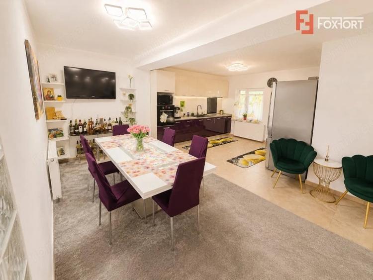 Casă cu 6 camere cu Teren 693 Mp în Gai