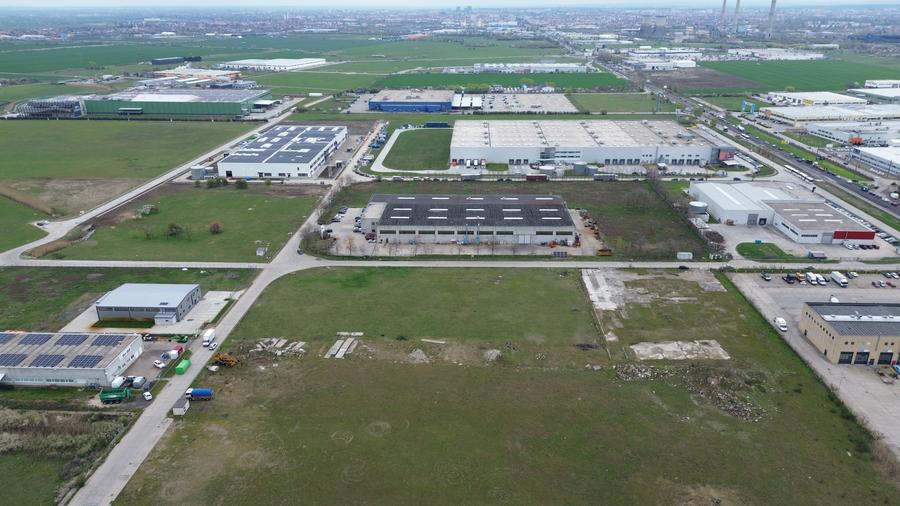 Teren Construcții intravilan de 2066 mp, în Șagului