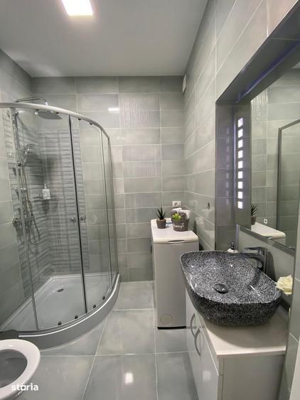Apartament cu 2 camere, mobilat în Central