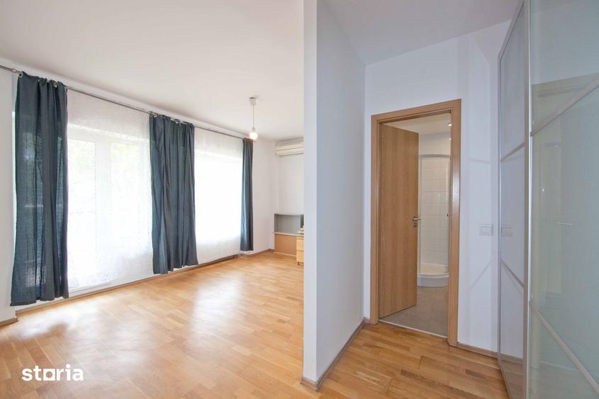 Apartament cu 3 camere în Dristor