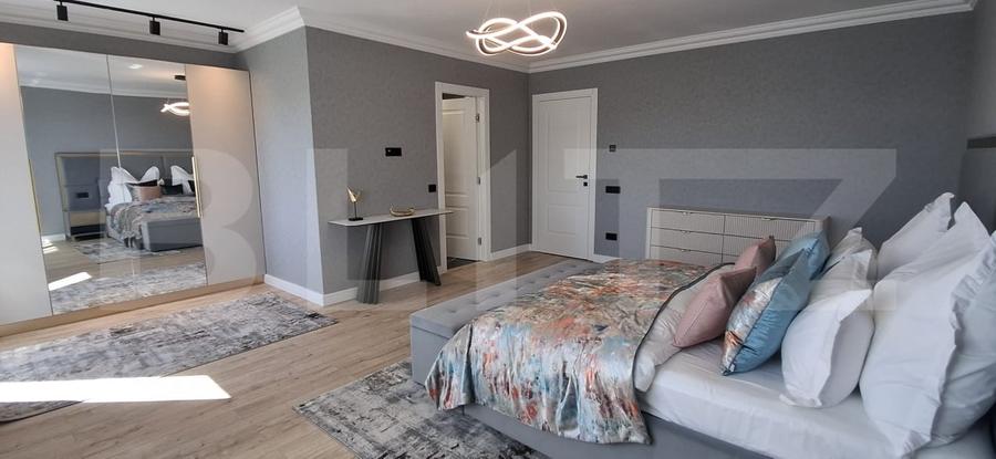 Penthouse cu 4 camere decomandat, mobilat în Frumoasa