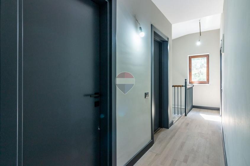 Casă individuală cu 5 camere cu Teren 599 Mp în Corbeanca
